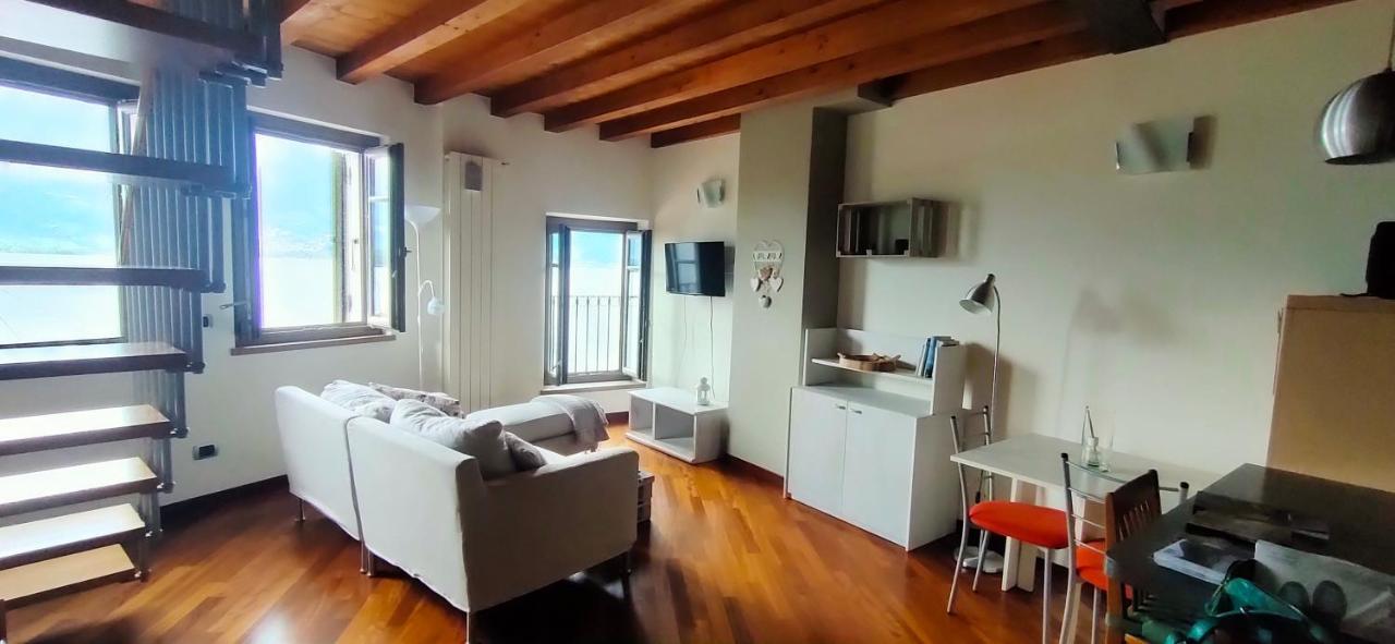 Casa Marina Apartment Lovere Bagian luar foto